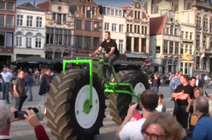 World’s heaviest rideable bike.png