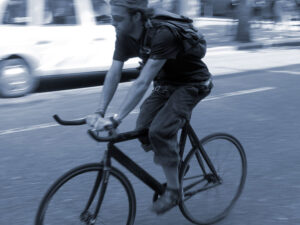 Cycle Courier © ProfDEH [Wikimedia Commons]