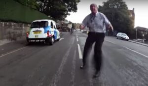 Edinburgh taxi driver (source Another Edinburgh Cyclist YouTube still).JPG