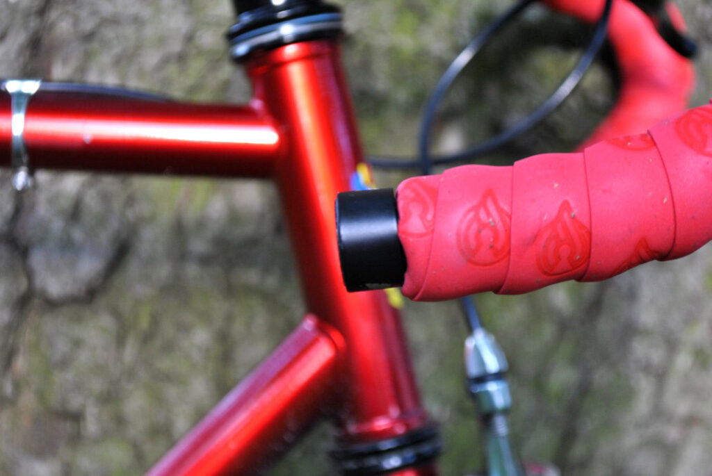 Eye On My Bike GPS bike tracker – in bar end.jpg