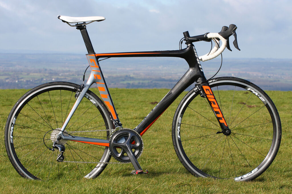 giant-propel-advanced-1-full-bike.jpg