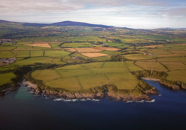 Isle of Man coast (CC licensed by Mariusz Kluzniak via Flickr).jpg