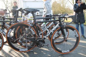 Mark Cavendish Cervelo R3 Mud - 1.jpg