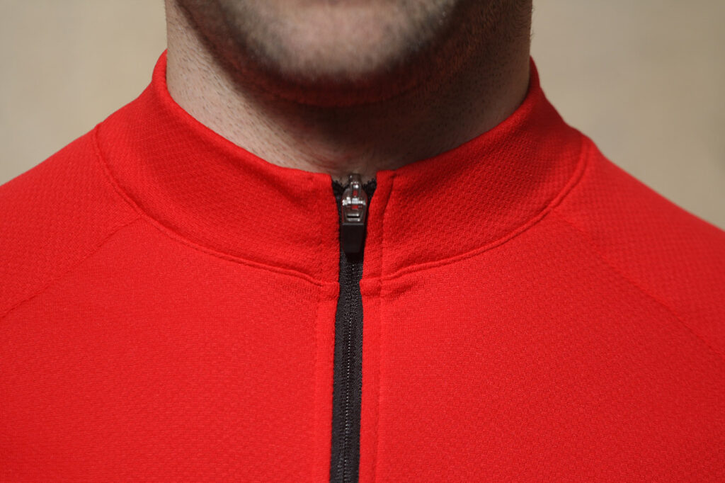 Merlin Core Long Sleeved Cycling Jersey – collar.jpg
