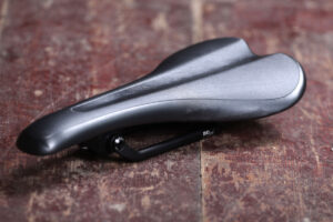 Morgaw Trian Saddle.jpg