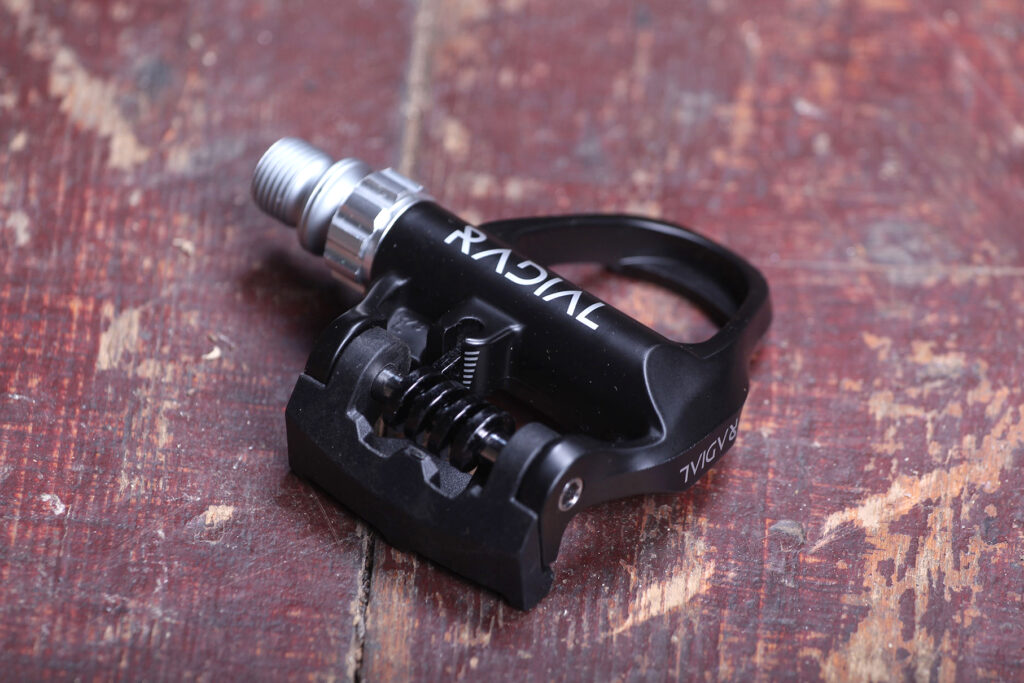 Radial Cycles Forte Pro Carbon Clipless Bike Pedals with Cleats – underside.jpg