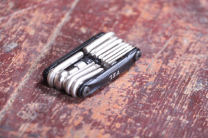 Vel 13 Function Inflator Tool - folded.jpg