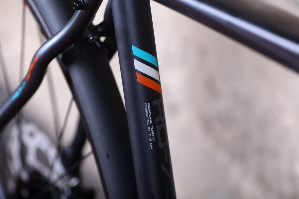 Whyte Suffolk 105 – down tube detail.jpg