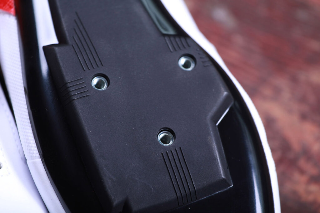 BTwin 500 Road Cycling Shoes – sole detail.jpg
