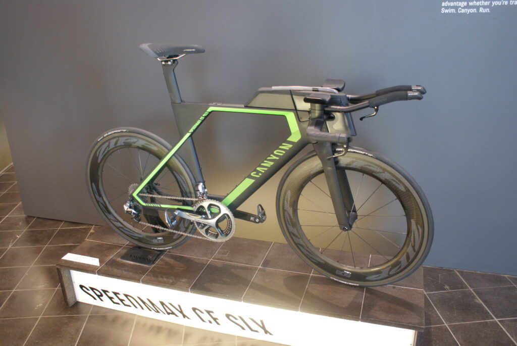 Canyon Speedmax CF SLX.JPG