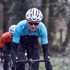 dhb-Aeron-Women-s-Rain-Defence-Short-Sleeve-Jersey-Short-Sleeve-Jerseys-Celeste-Navy-SS16-8.jpg