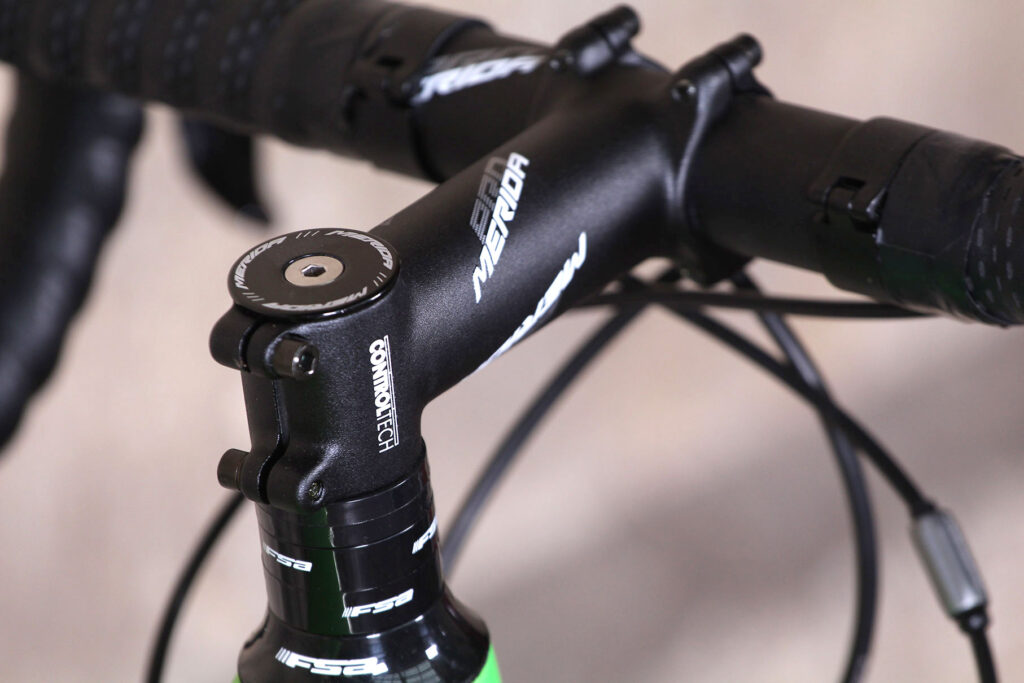 Merida Cyclocross 5000 – stem and spacers.jpg