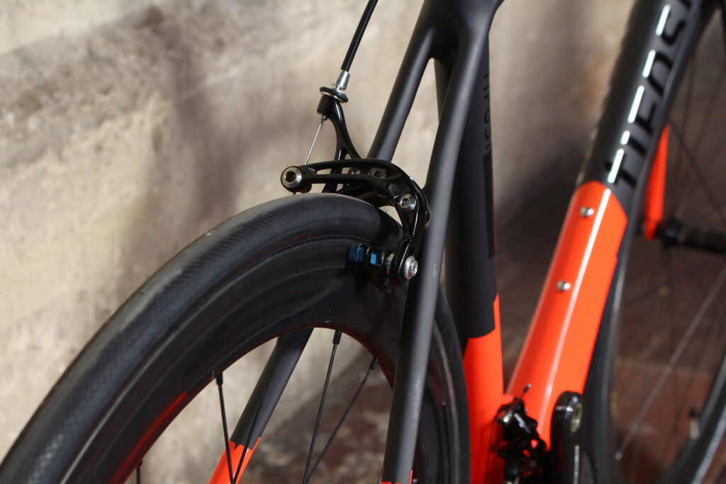 Tifosi SS26 – rear brake.jpg