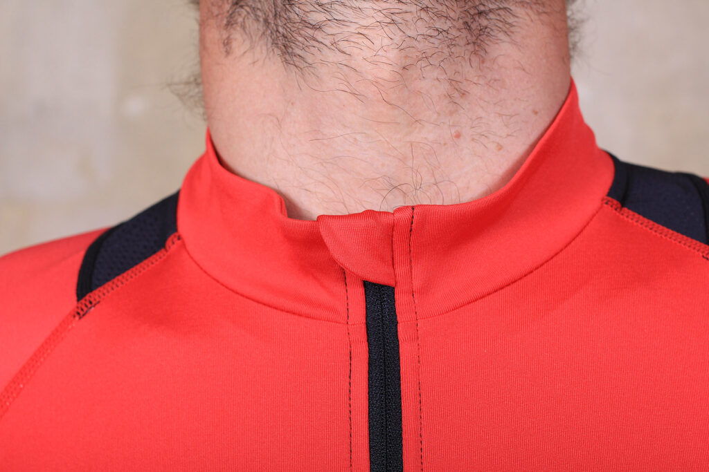 Aldi Mens Performance Cycling Jersey – collar.jpg