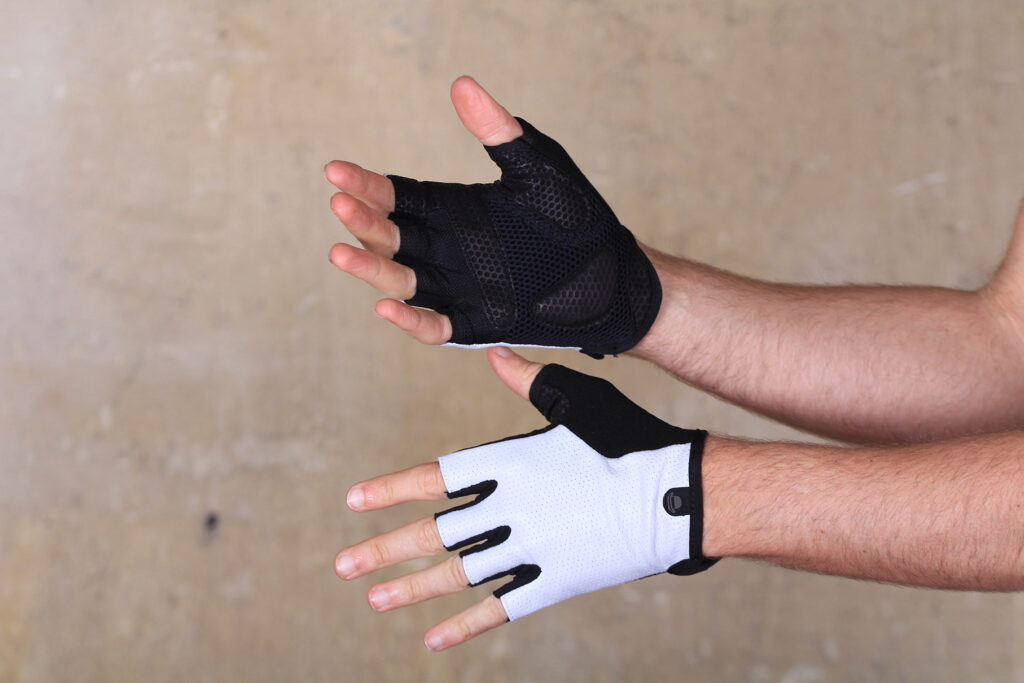 Chapeau Leather Mitts.jpg