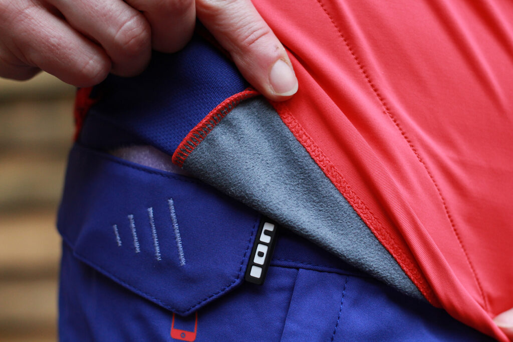 ION Pure SS Jersey – inside fabric.jpg