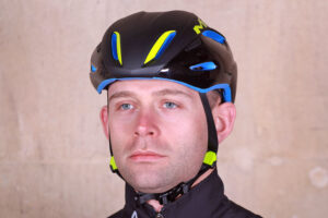 Met Manta Helmet.jpg