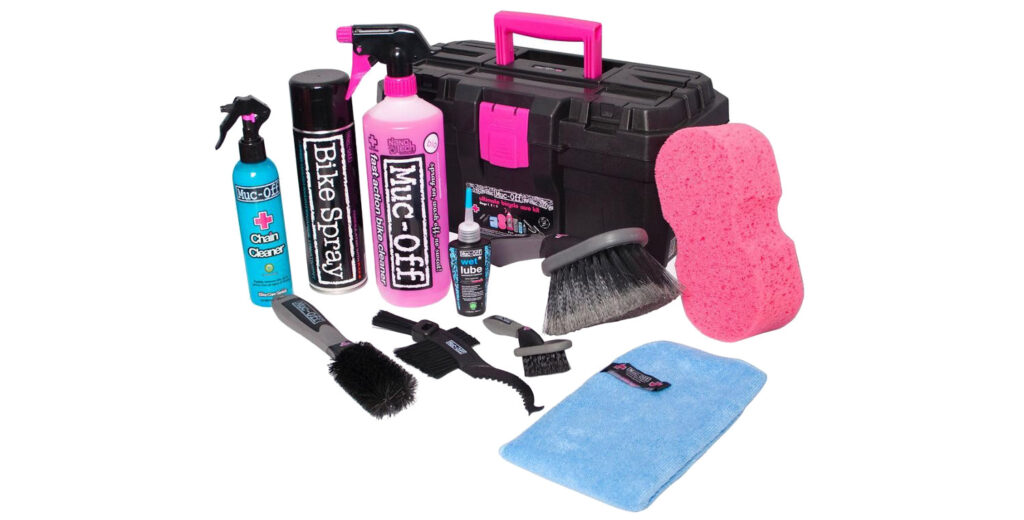 Muc-Off Cleaning Kit.jpg