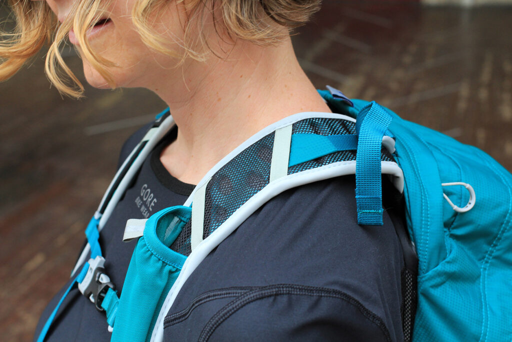 Osprey Tempest 20 Womens rucksack – strap.jpg