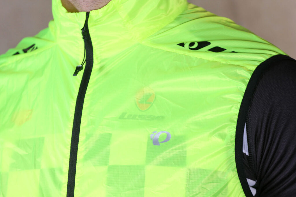 Pearl Izumi Mens P.R.O. Barrier Lite Vest – chest.jpg