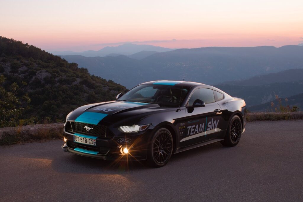 Team Sky Ford Mustang (picture via Team Sky on Twitter).jpg