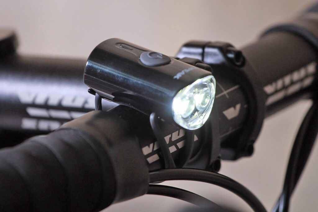 Topeak Mini USB Combo – front light.jpg