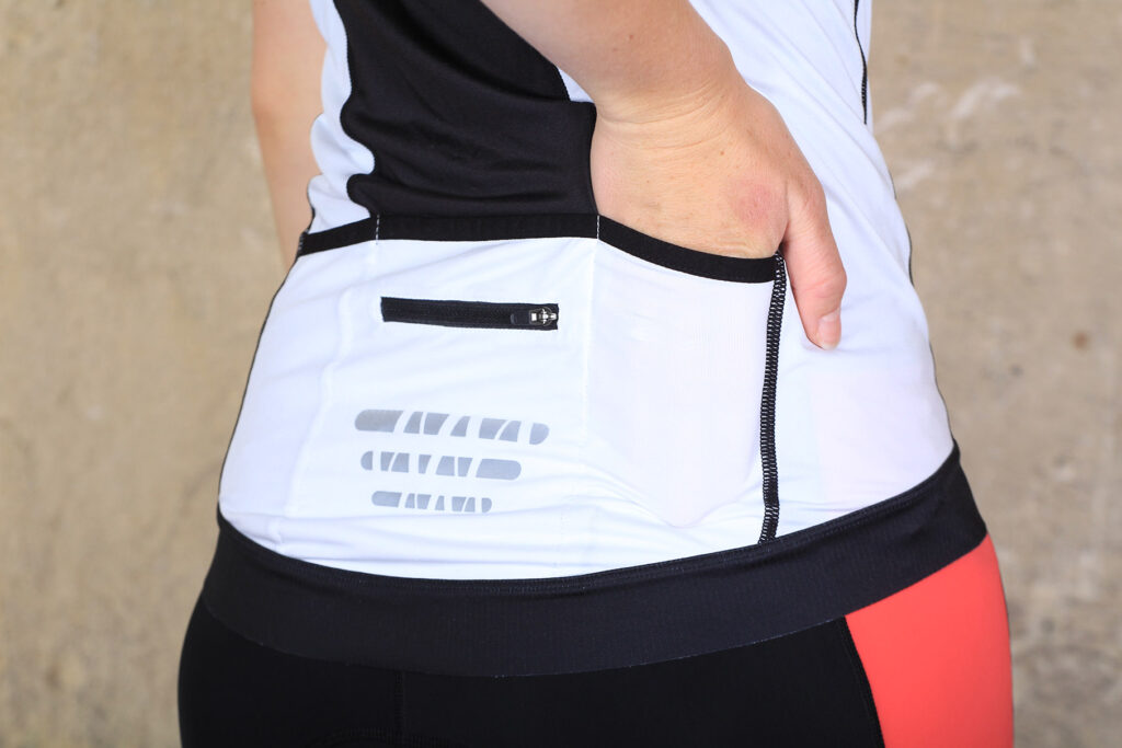 Aldi Ladies Perfromance Short Sleeved Cycling Jersey – pocket 2.jpg