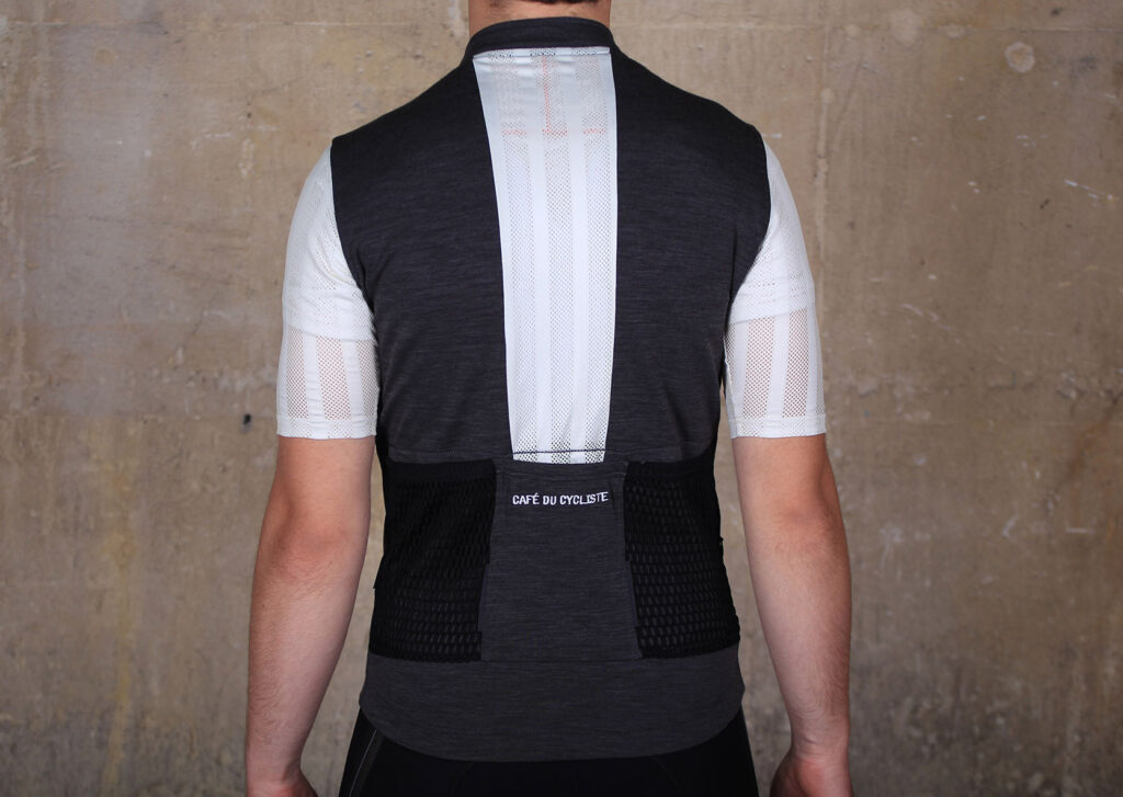 Cafe du Cycliste Georgette SS Jersey – back.jpg