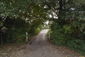 Entrance to Stretford Meadows (via StreetView).jpg