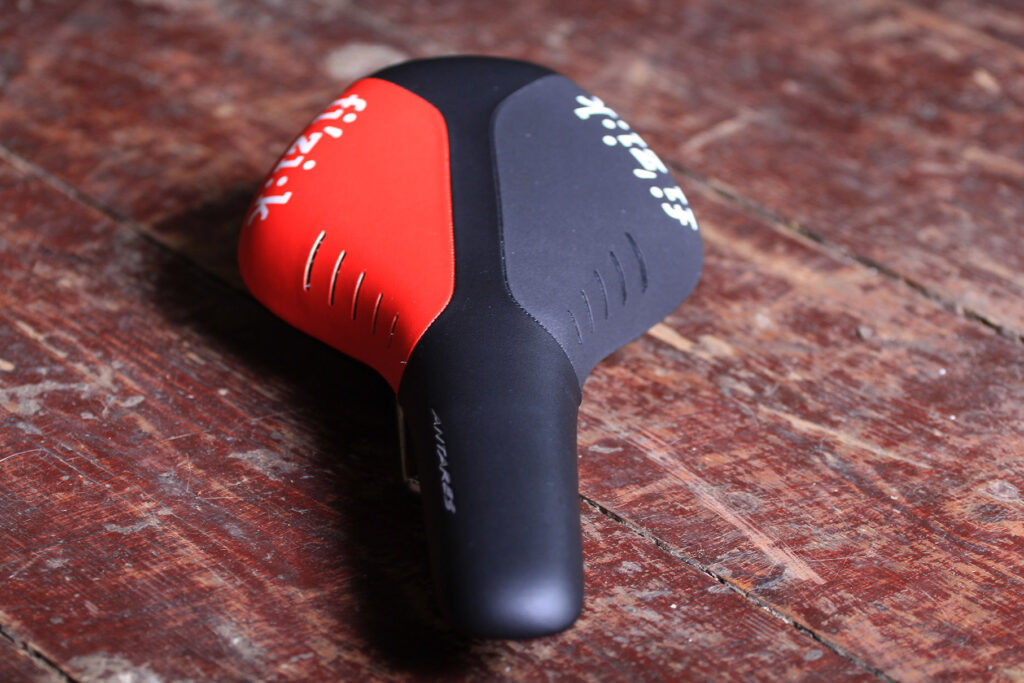 Fizik Antares R5 Kium Road Saddle – from front.jpg
