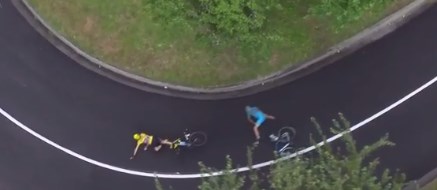 Froome-fall.jpg