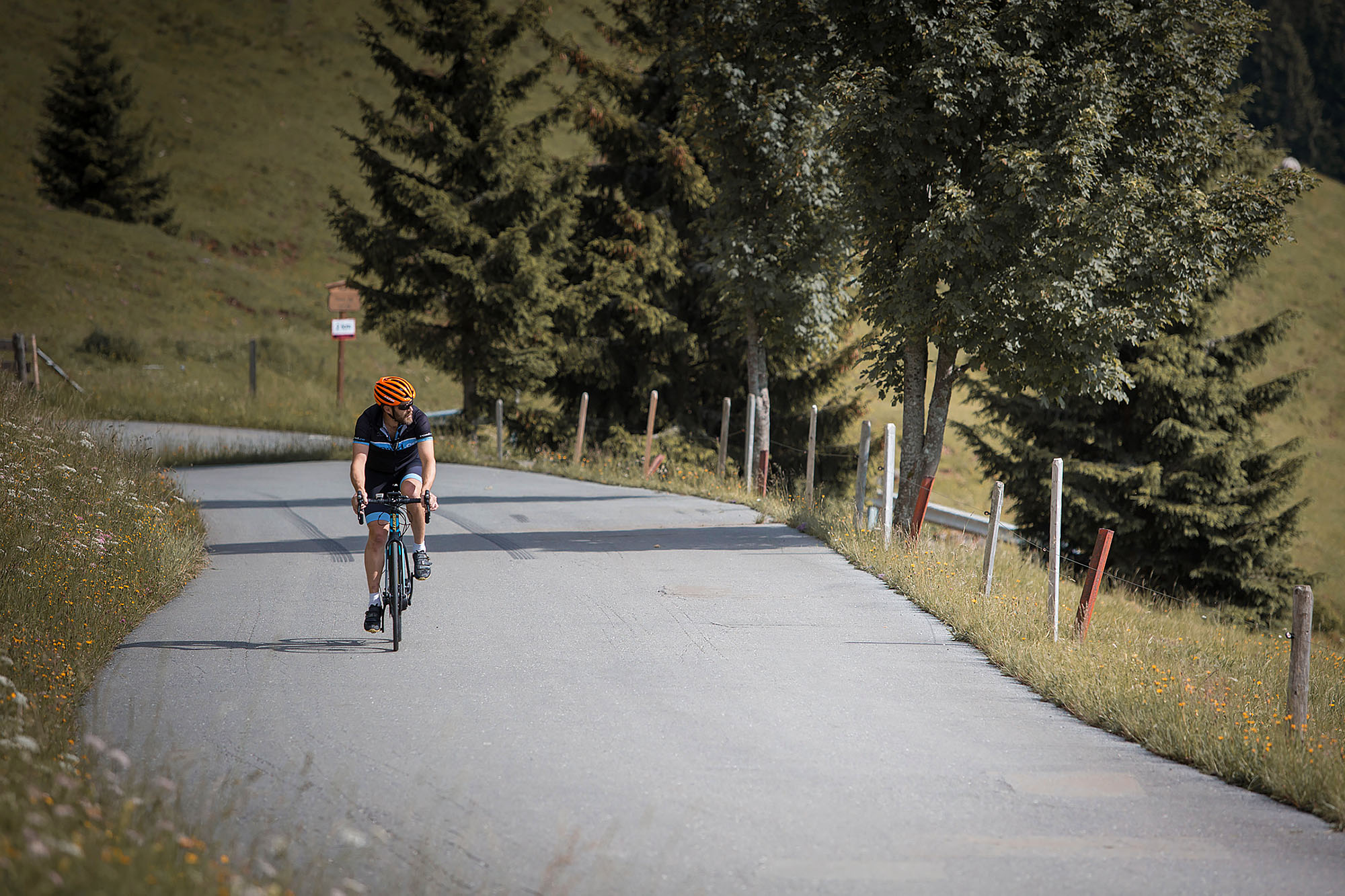Giant Road E+ 1 &ndash; riding 1
