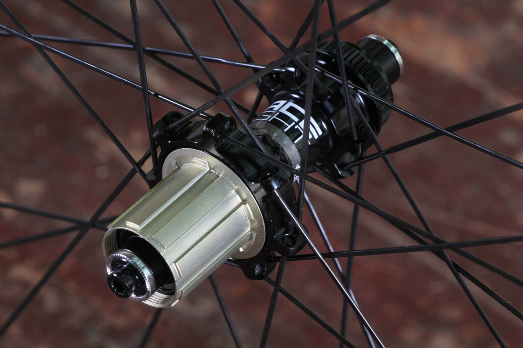 Kinesis Racelight 700 Disc &ndash; rear hub.jpg