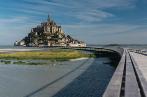 Mont St-Michel (licensed CC BY-SA 4.0 by Philipe Larcher).jpg
