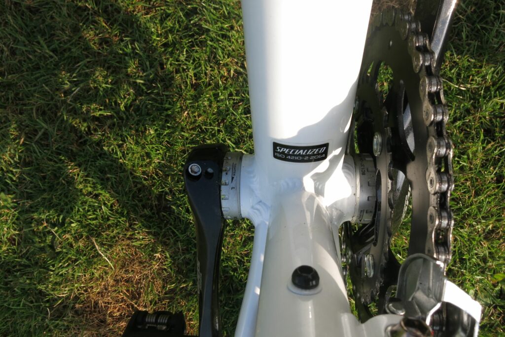 Specialized Dolce – bottom bracket.jpg