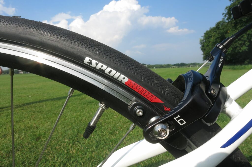 Specialized Dolce – tyre.jpg