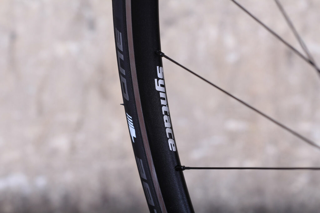 Syntace W21 Road Wheelset – detail.jpg