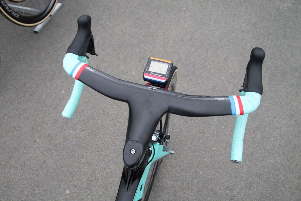 Tour de France 2016 Handlebars Lotto NL Jumbo – 1.jpg