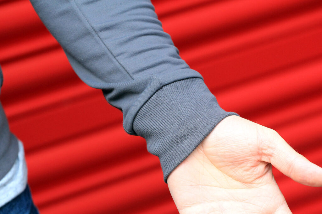 Vulpine Merino Sunset Hoody – cuff.jpg