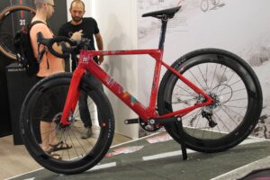 3t Exploro 2.jpg