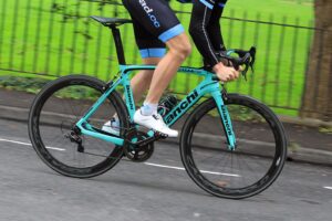 Bianchi Oltre XR4 - riding 1.jpg