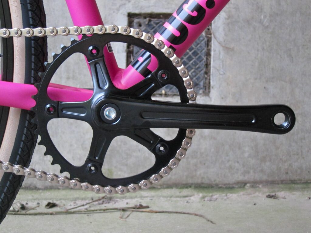 Charge Plug 1 – Charge Track Crank 42.jpg