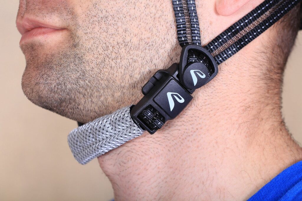 Ekoi Corsa Light – straps.jpg