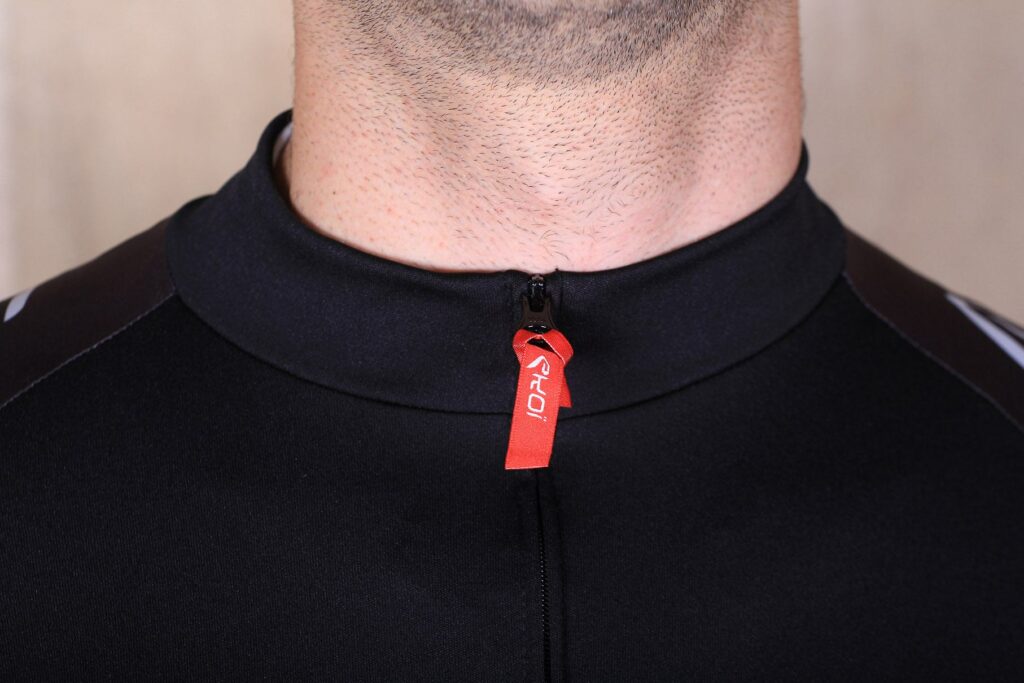 Ekoi Jersey Nation Evo2 Britain – collar.jpg
