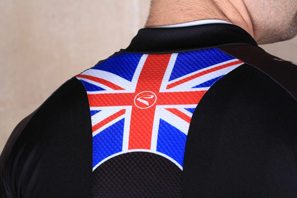 Ekoi Jersey Nation Evo2 Britain – shoulders.jpg