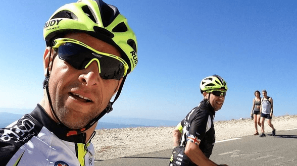 Jenson Button on Mont Ventoux (source Jenson Ichiban on Instagram).PNG