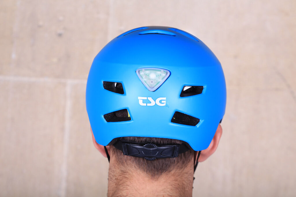TSG Status Helmet – back.jpg