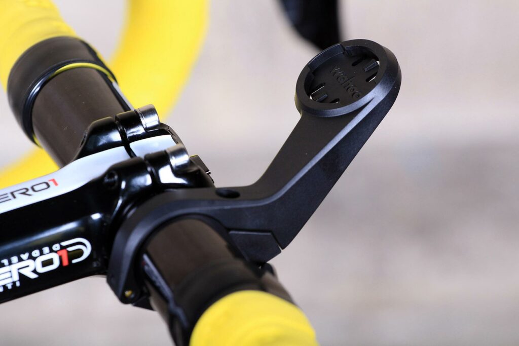 Wahoo Element GPS Bike Computer – mount.jpg