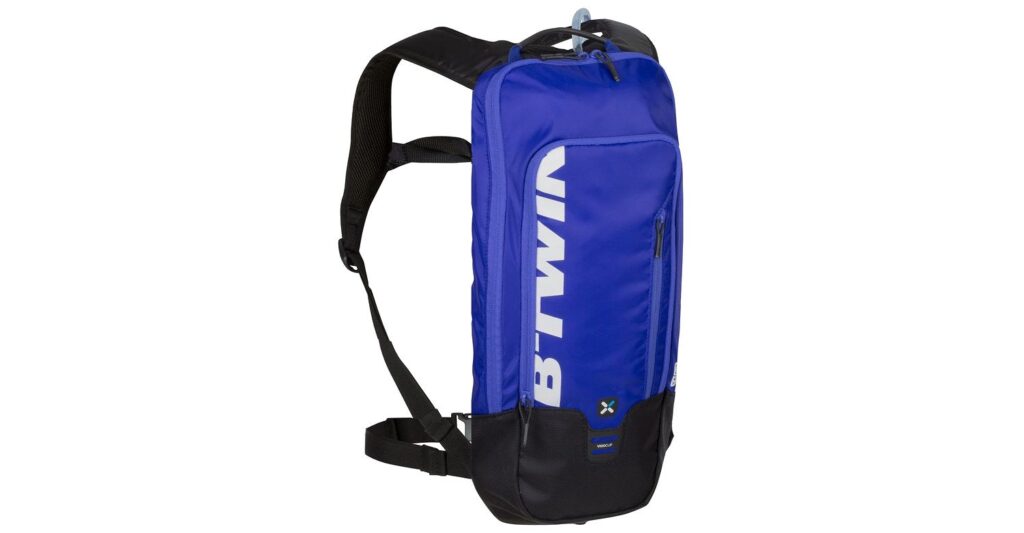 BTwin 700 Hydration Pack.jpg
