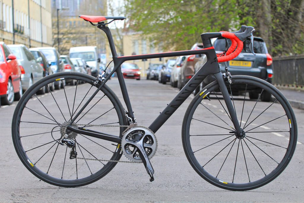Canyon Ultimate CF SLX &ndash; full bike.jpg